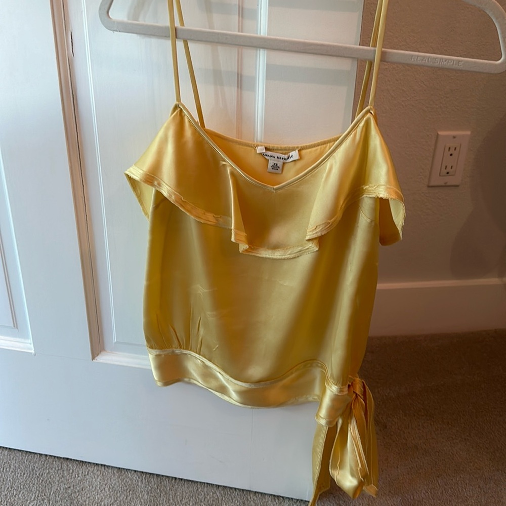 Banana Republic pale yellow silk top